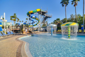 Waterfront Condo with Water Park, Walk to the Beach!